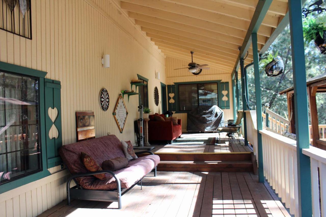 The Old Bear Bnb Pine Mountain Club Экстерьер фото