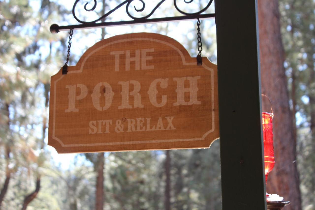 The Old Bear Bnb Pine Mountain Club Экстерьер фото