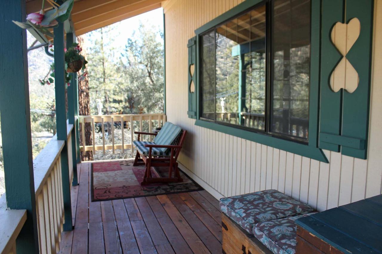 The Old Bear Bnb Pine Mountain Club Экстерьер фото